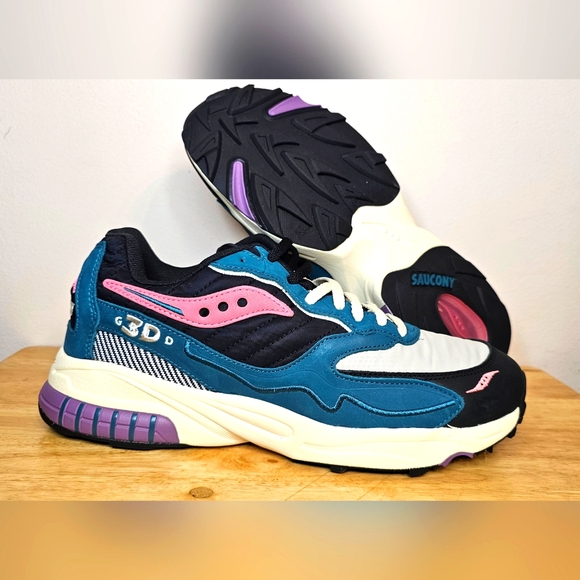 Saucony 3D Grid Hurricane NWT Men's sz 9.5 / Women's sz 11 - Picture 1 of 11